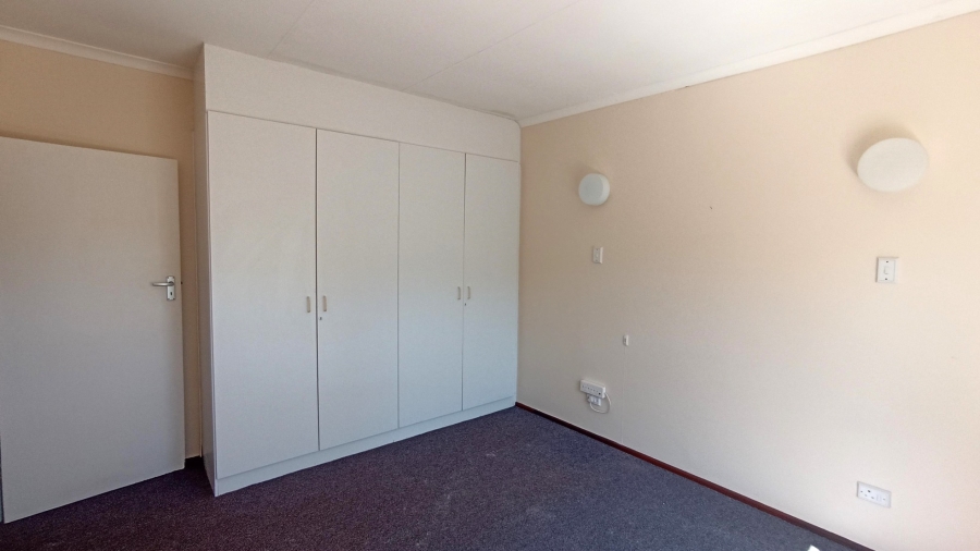 3 Bedroom Property for Sale in Vredenburg Western Cape